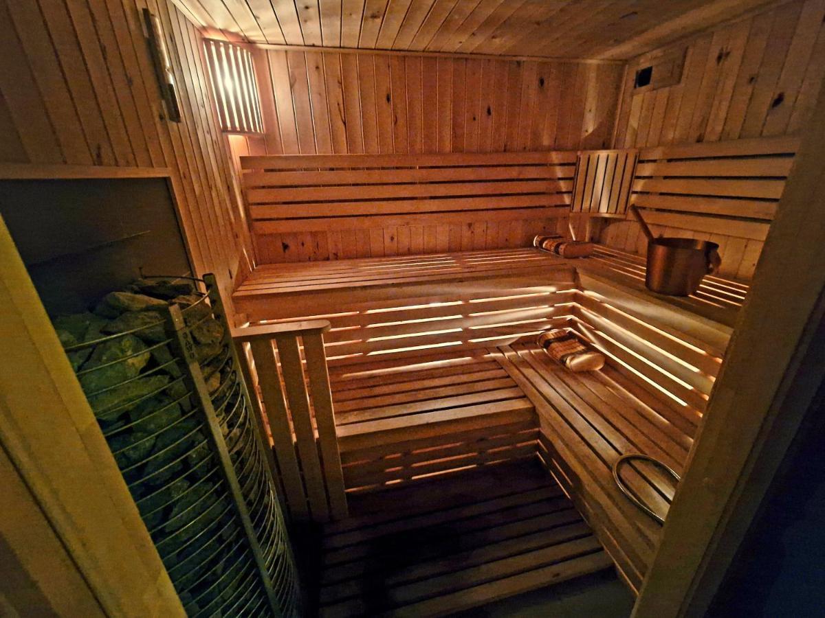 Kalida B&B Rooms For Rent ラセイニアイ エクステリア 写真