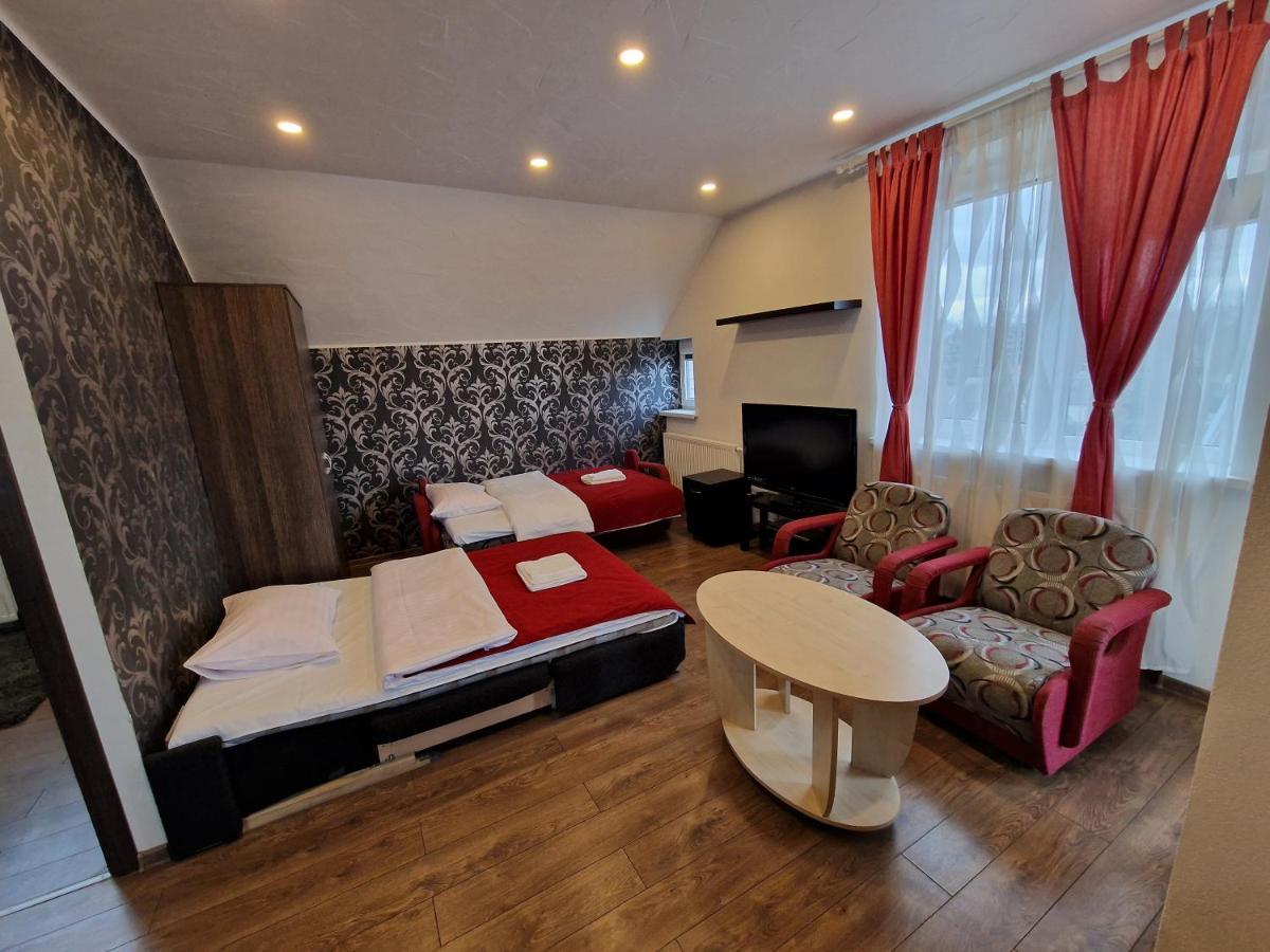 Kalida B&B Rooms For Rent ラセイニアイ エクステリア 写真
