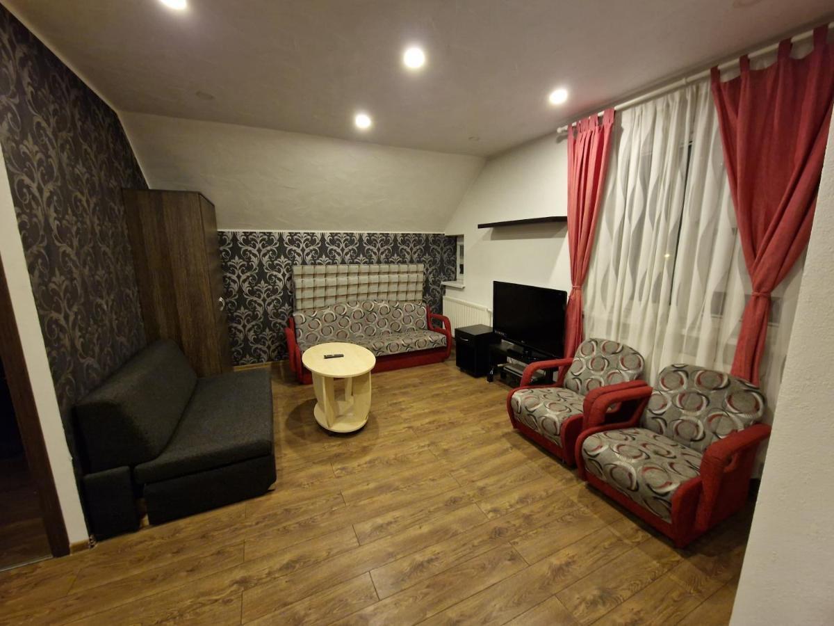 Kalida B&B Rooms For Rent ラセイニアイ エクステリア 写真