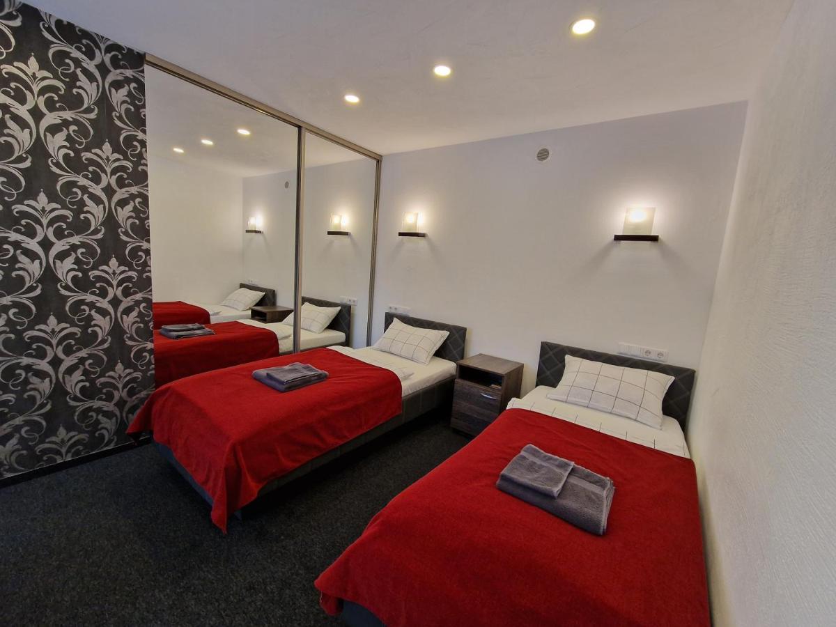Kalida B&B Rooms For Rent ラセイニアイ エクステリア 写真