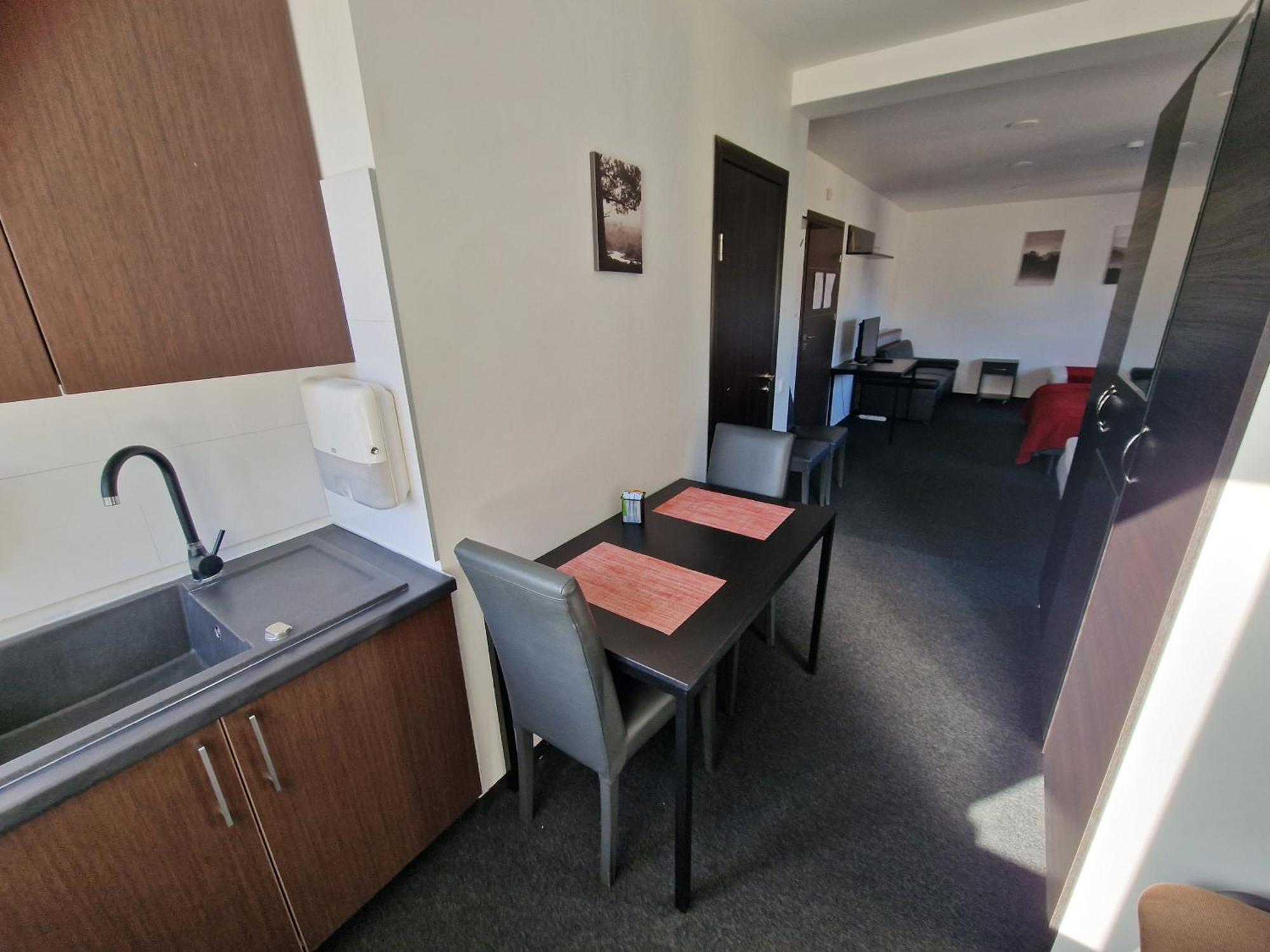 Kalida B&B Rooms For Rent ラセイニアイ 部屋 写真